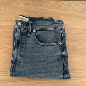 Madewell The High-Rise Slim Boyjean